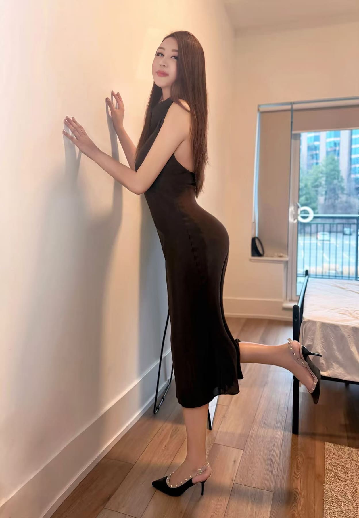 Bobo — photo 1 of 2