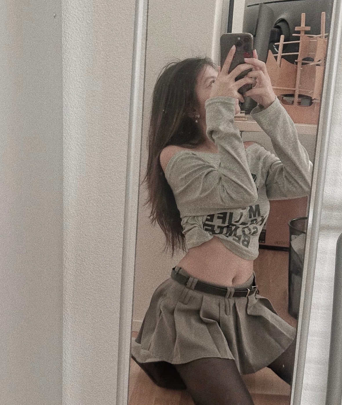 Tina — photo 4 of 5