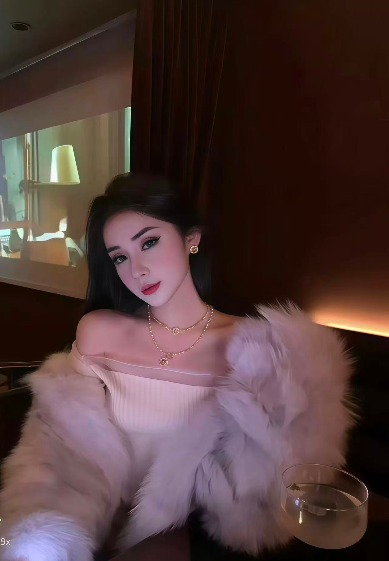 Chanel — photo 3 of 3