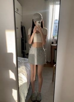 molly — photo 4 of 5