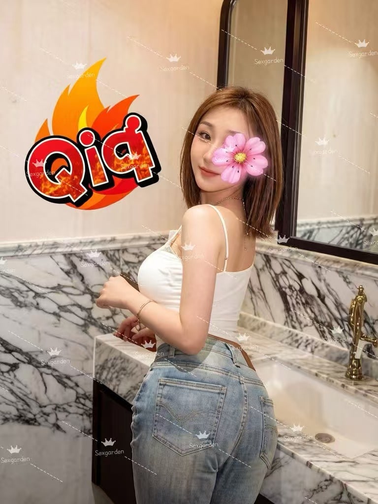 QIQI — photo 3 of 3