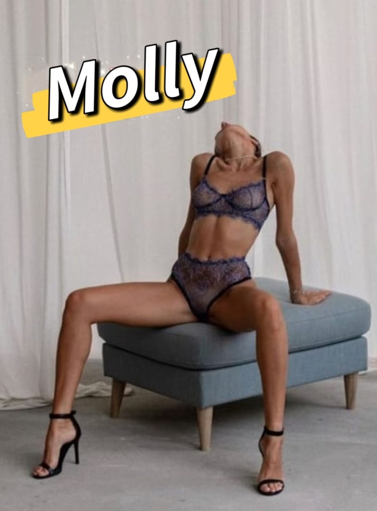 Molly — photo 3 of 4