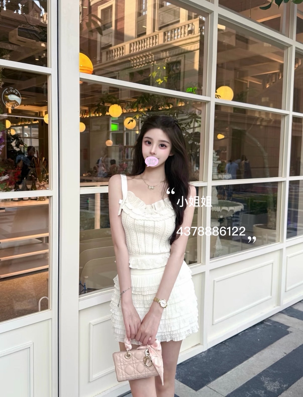 Caroline — photo 4 of 8