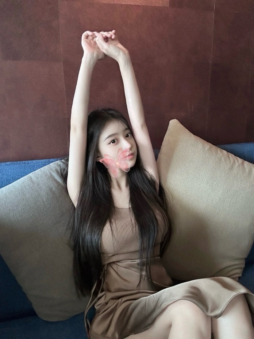 Lianna — photo 3 of 3