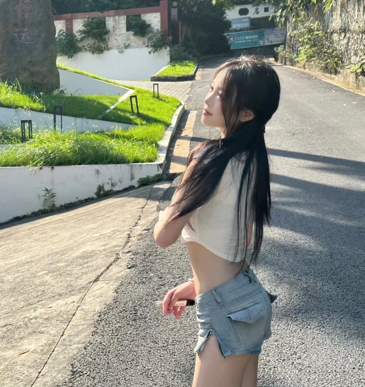 New Nana — photo 3 of 3