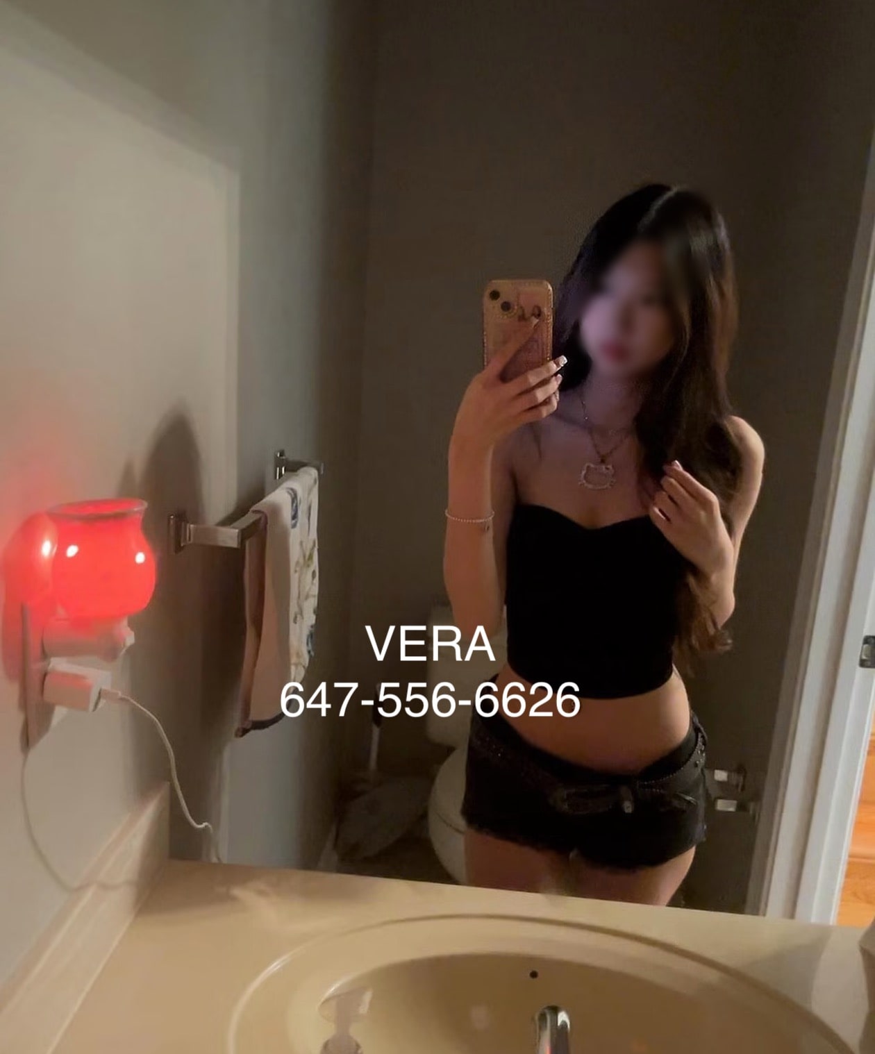 VERA — photo 3 of 3