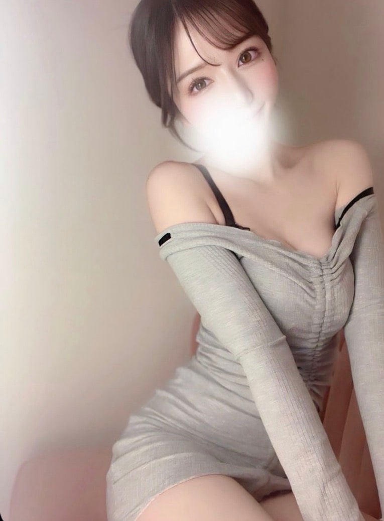 Satomi — photo 3 of 3