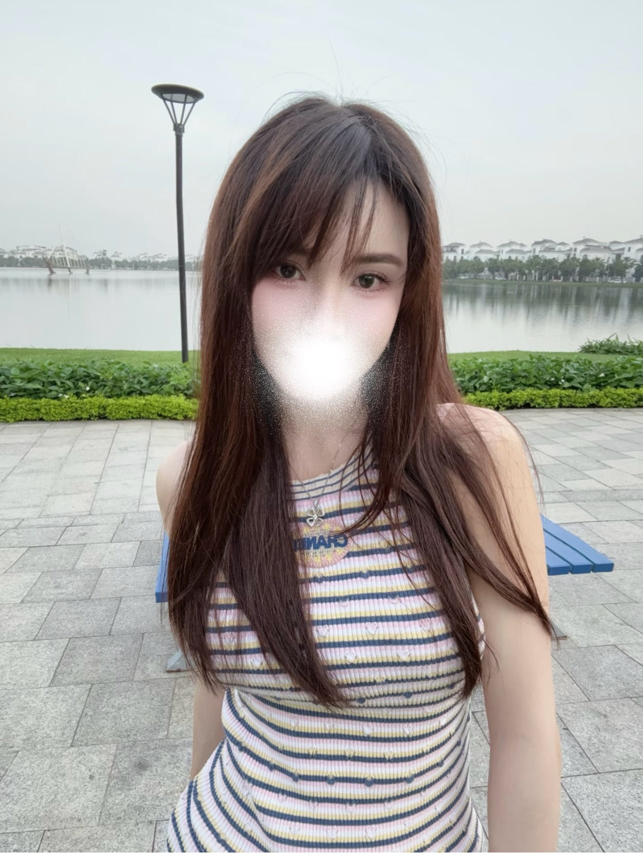 Lena at Kuaile Xiaowu