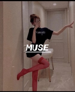 Muse at Muse Girl