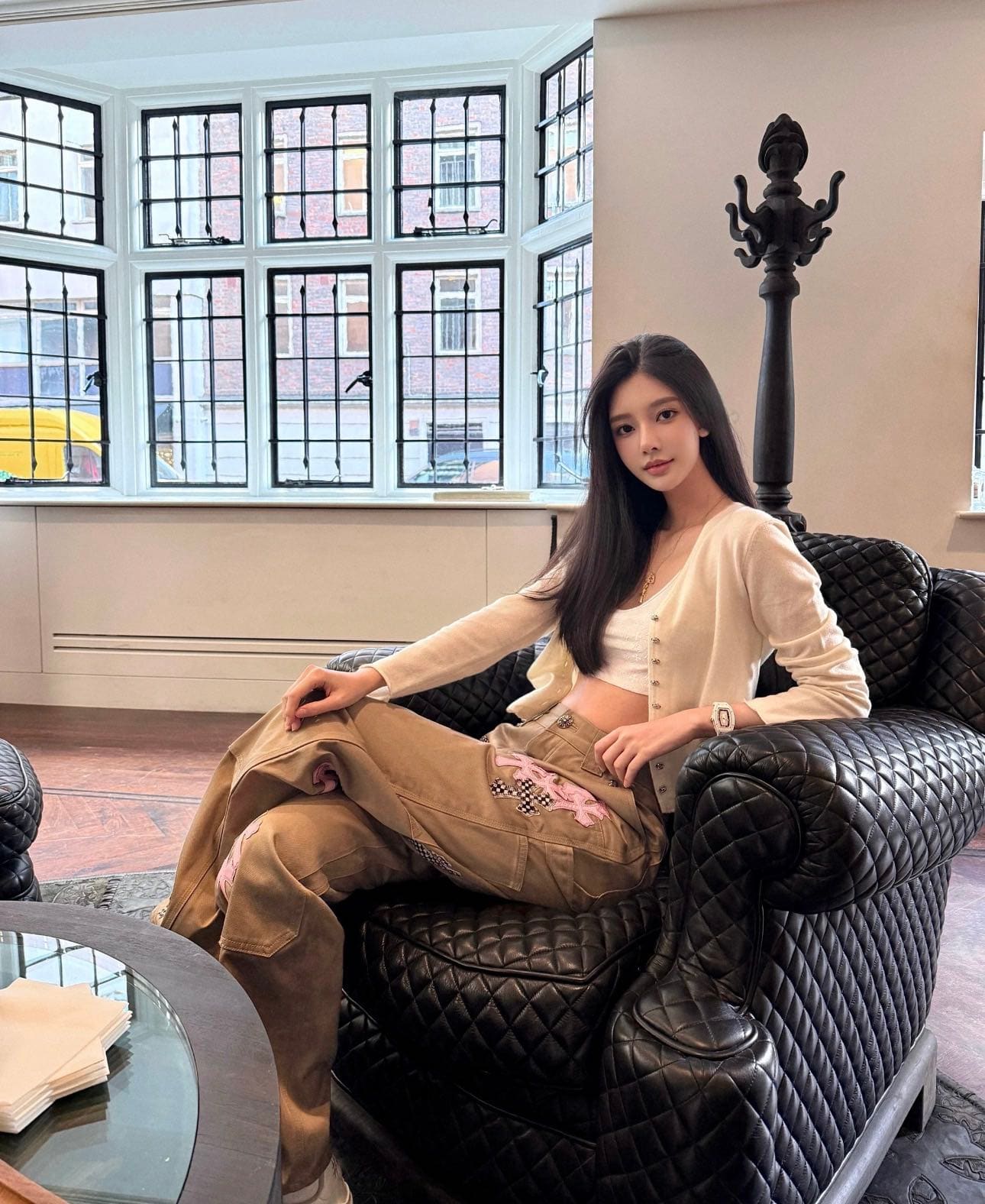 Mina — photo 2 of 2