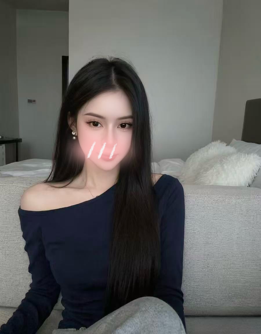 Julia at Sugar Love VIP