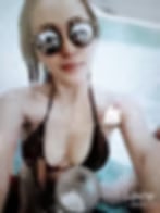 Karen — photo 2 of 2